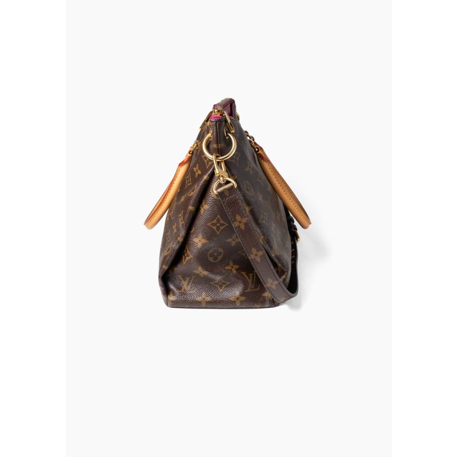Pallas MM bag in Monogram canvas