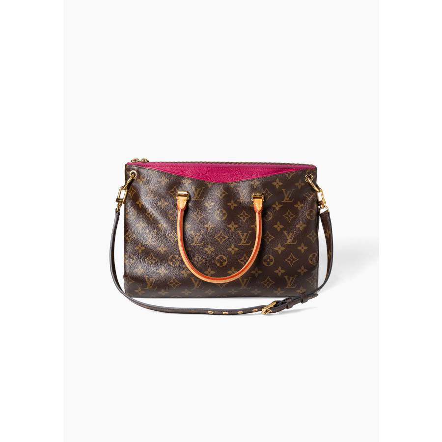 Pallas MM bag in Monogram canvas