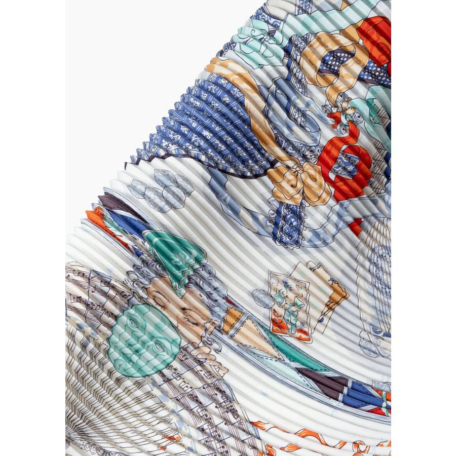 Foulard plissé en soie