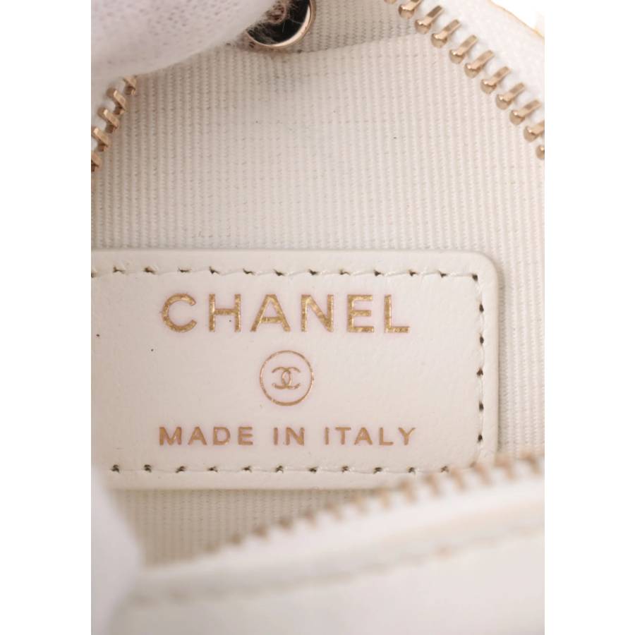 Petit Clutch cœur matelassée CC avec chaîne