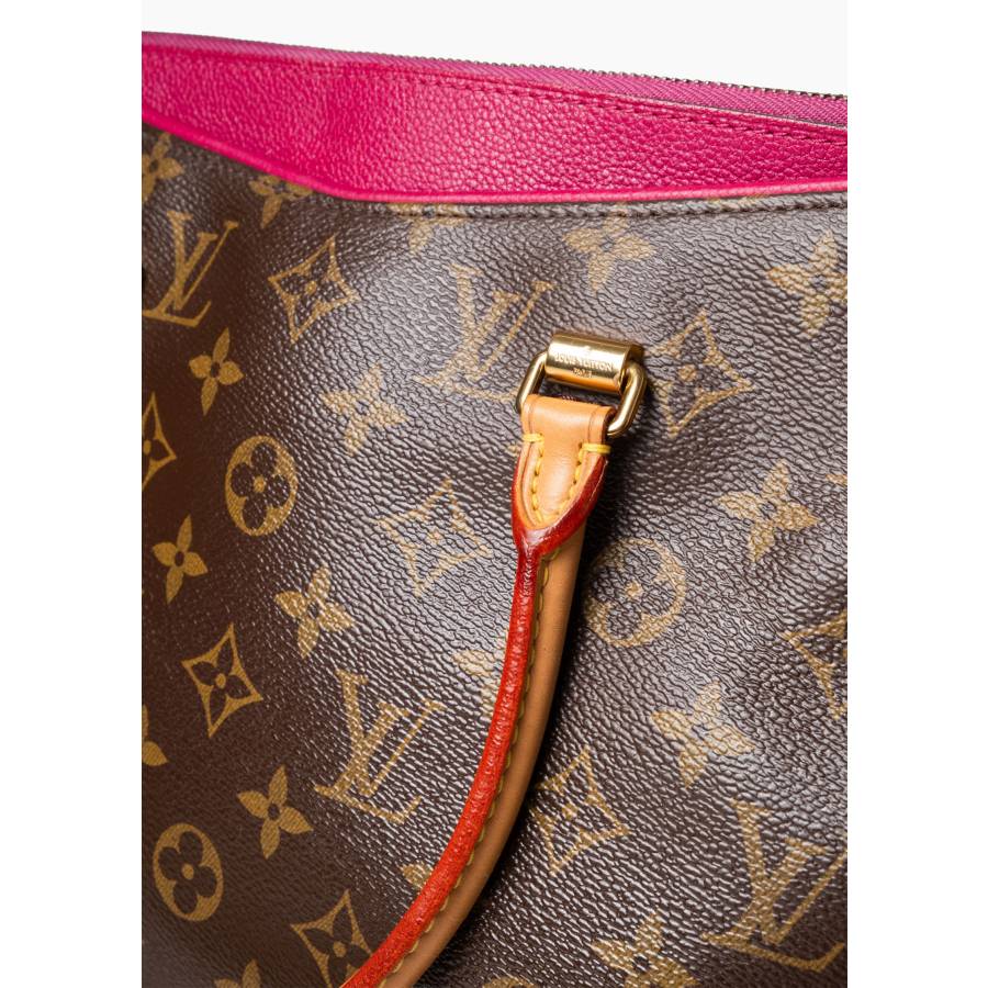 Pallas MM bag in Monogram canvas