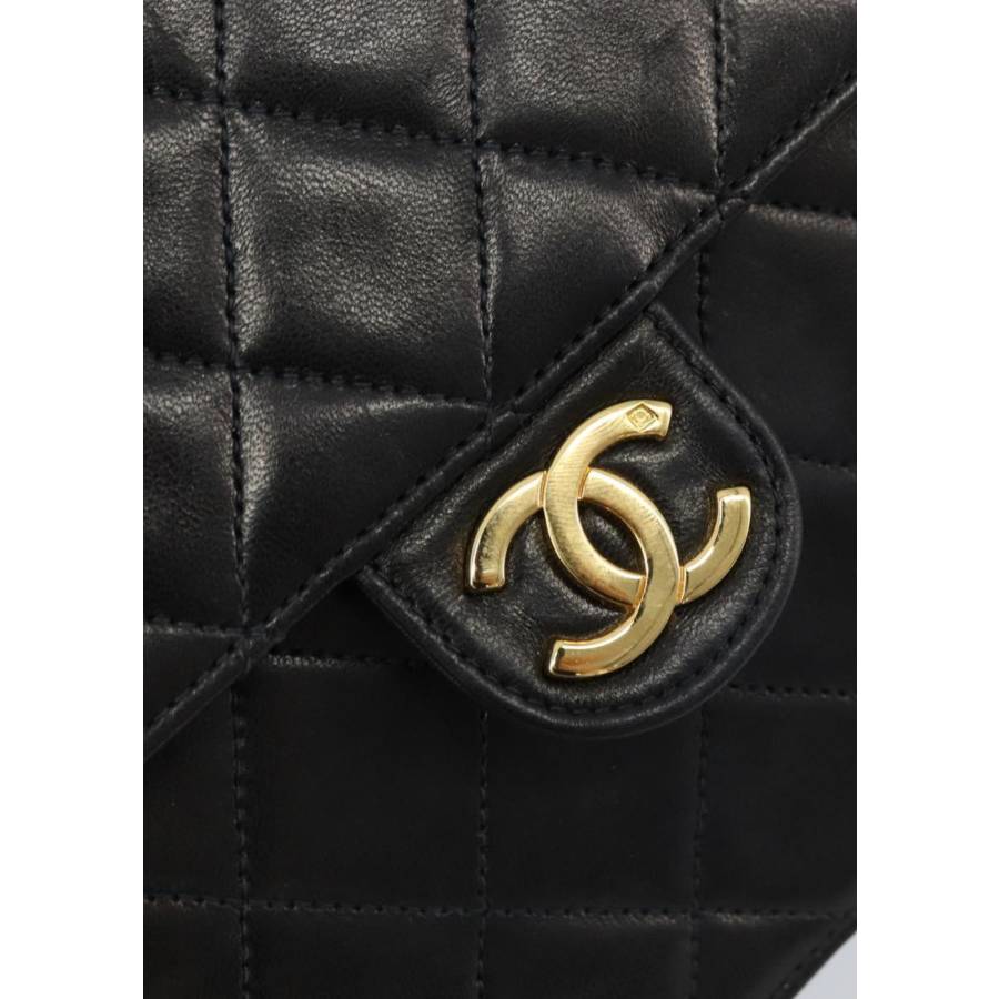 Sac en cuir d’agneau matelassé noir