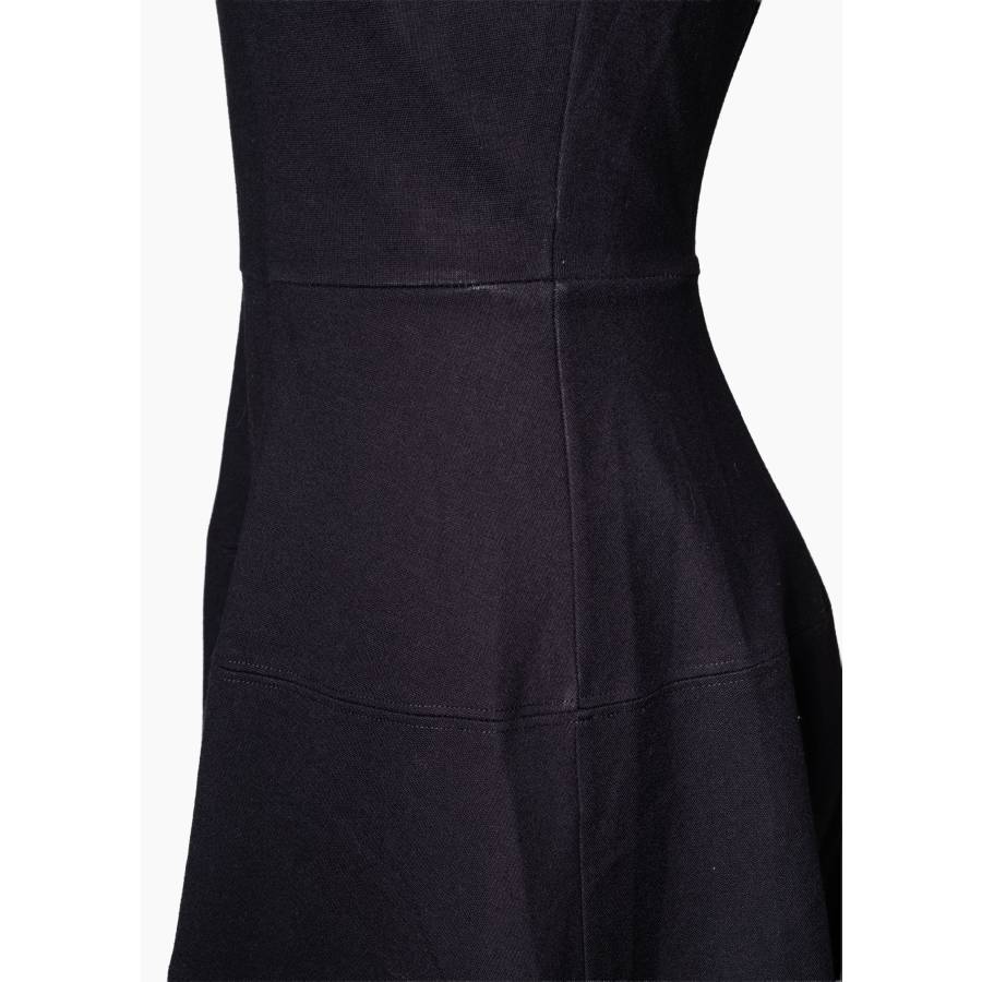 Robe courte évasée