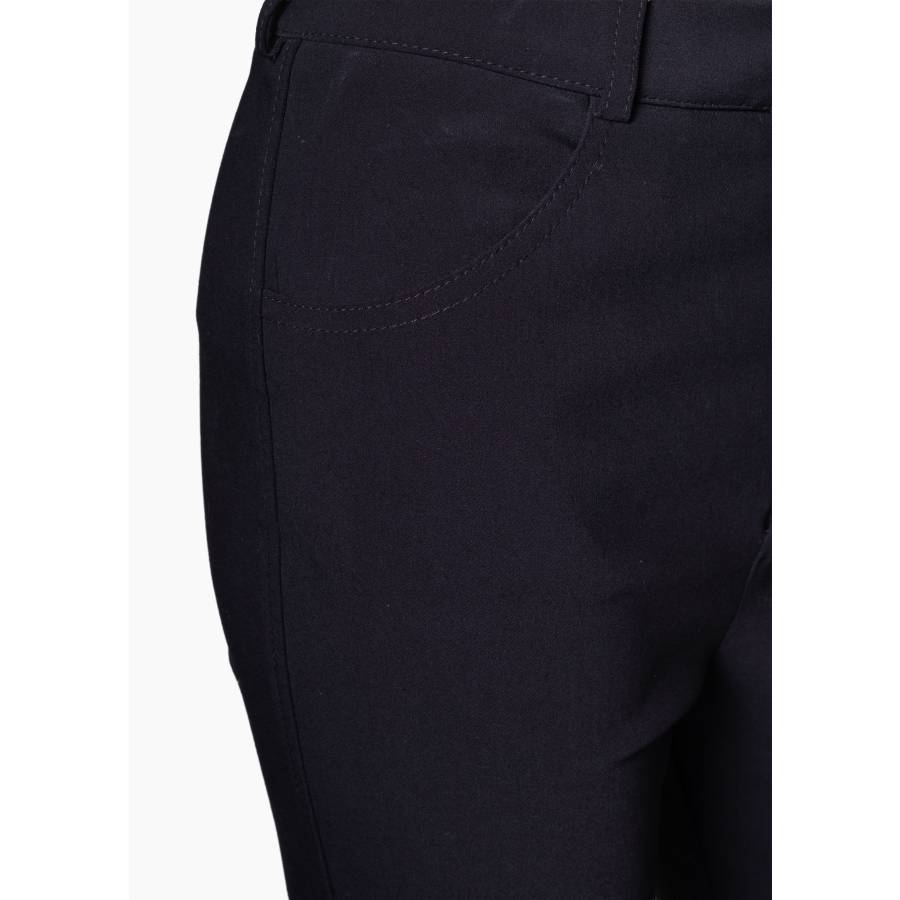 Black skinny pants