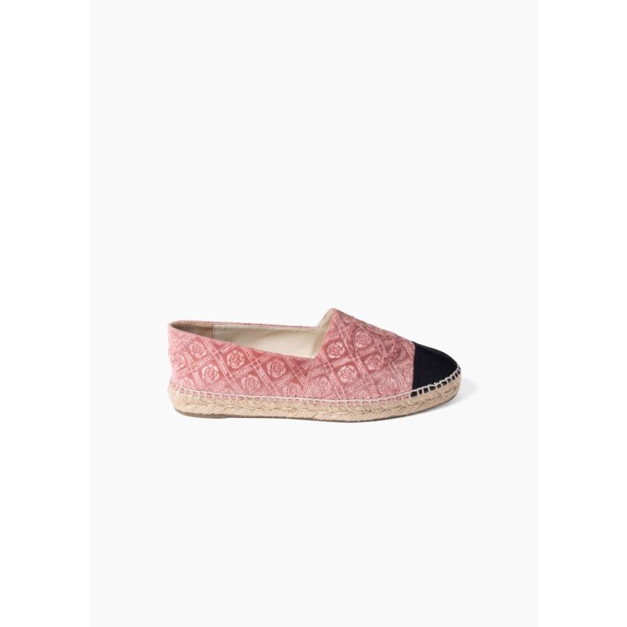 Pink velvet espadrilles with a black toe