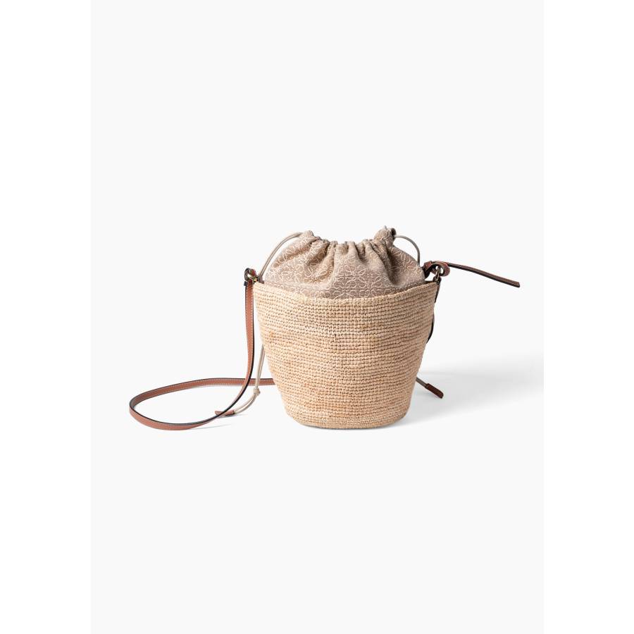 Natural raffia and leather bucket bag