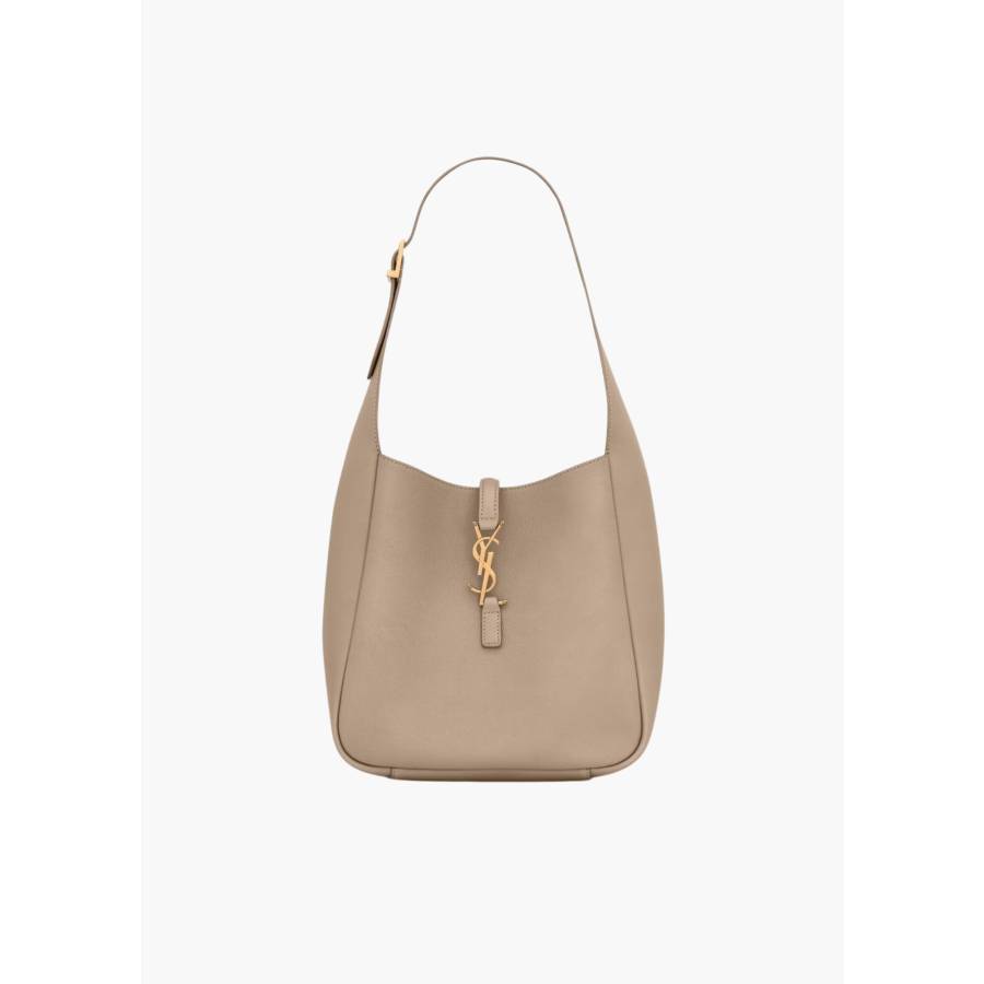 Le 5 A 7 Soft bag in small beige grained leather
