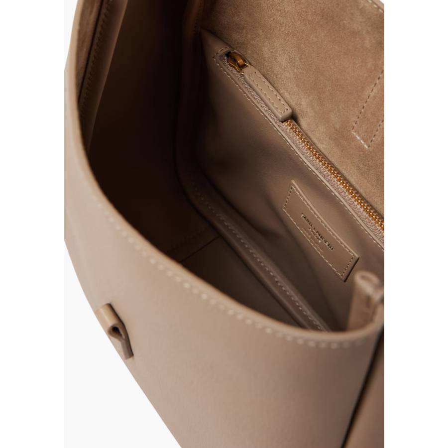 Le 5 A 7 Soft bag in small beige grained leather